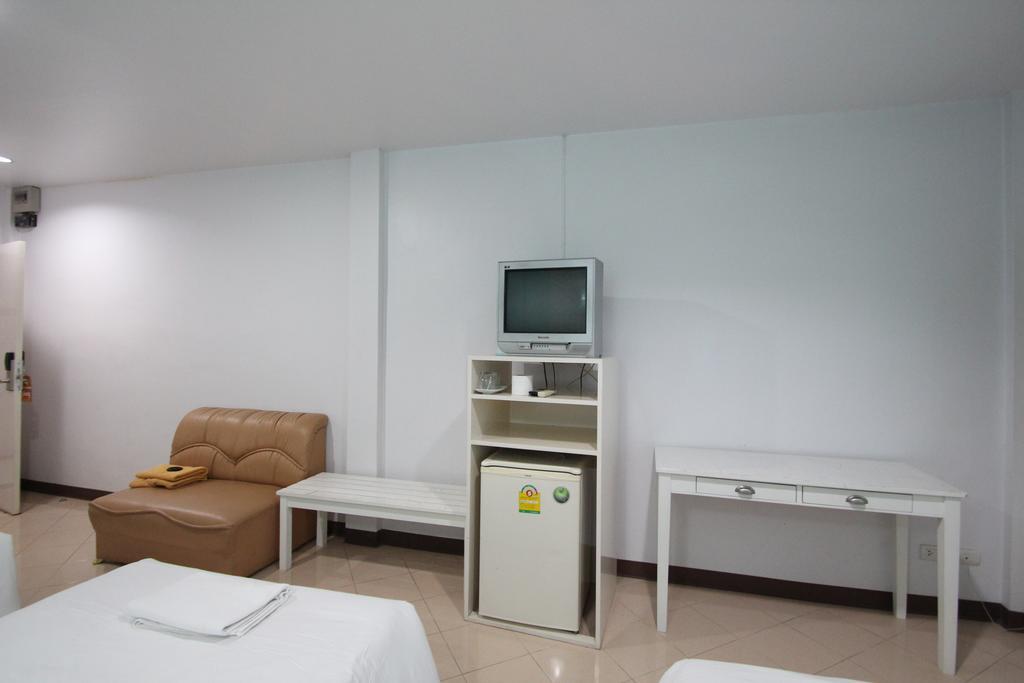 Hostel Preme *